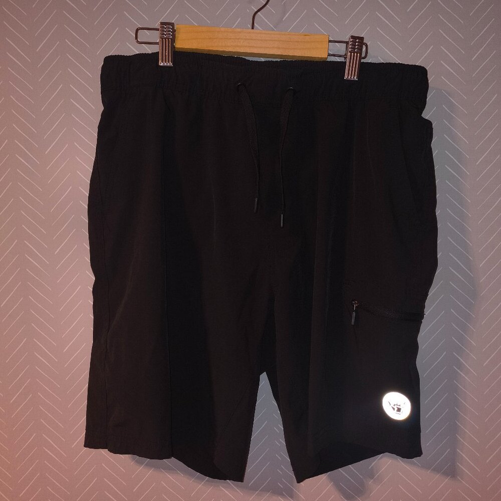 Body Glove black swim shorts Zip pocket M/32
